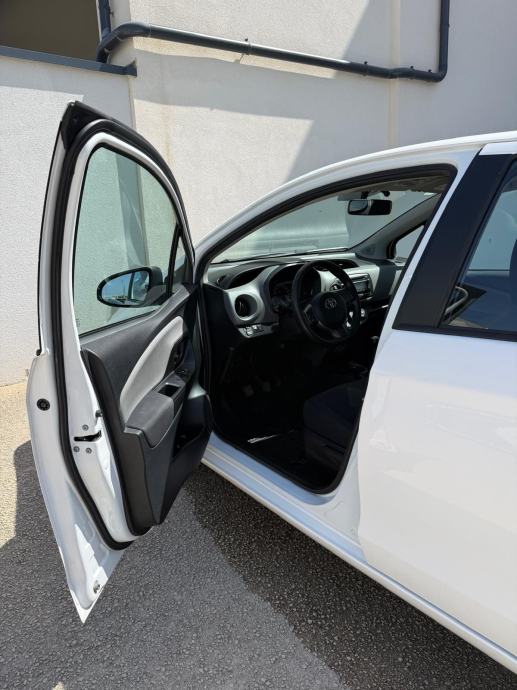 Toyota Yaris 1,4 D-4D, fotografija 11