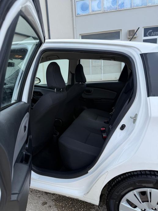 Toyota Yaris 1,4 D-4D, fotografija 10