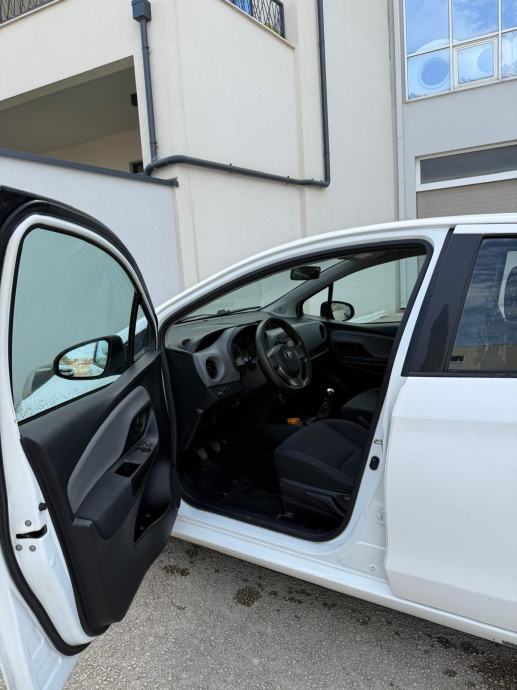 Toyota Yaris 1,4 D-4D, fotografija 9