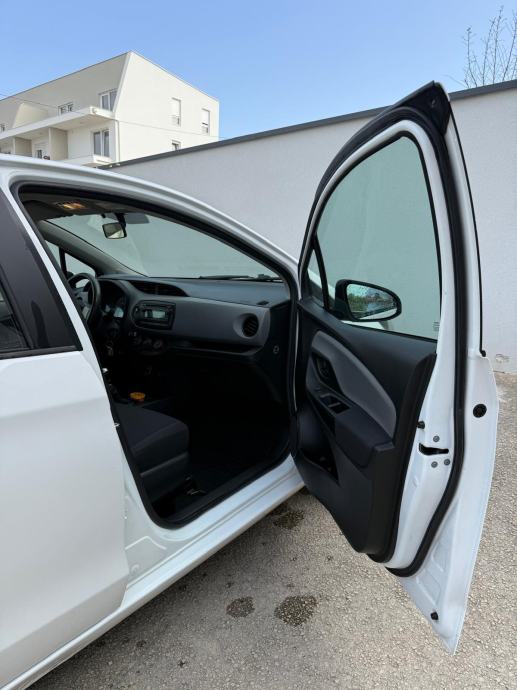 Toyota Yaris 1,4 D-4D, fotografija 11