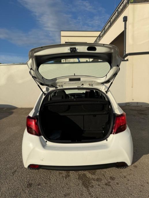 Toyota Yaris 1,4 D-4D, fotografija 16
