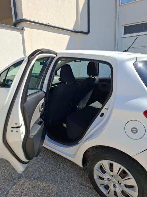 Toyota Yaris 1,4 D-4D, fotografija 8
