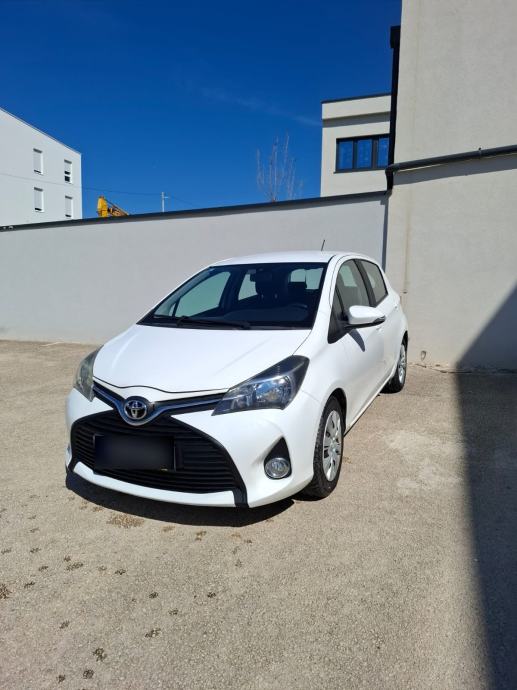 Toyota Yaris 1,4 D-4D, fotografija 3