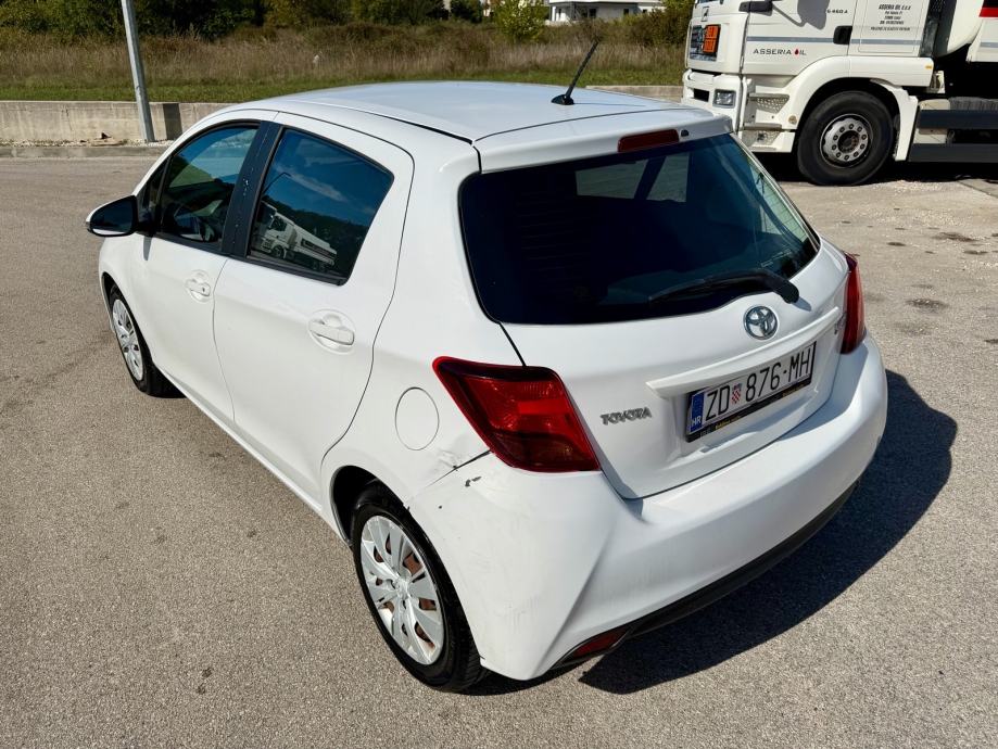 Toyota Yaris 1.4 D-4D LUNA, fotografija 11