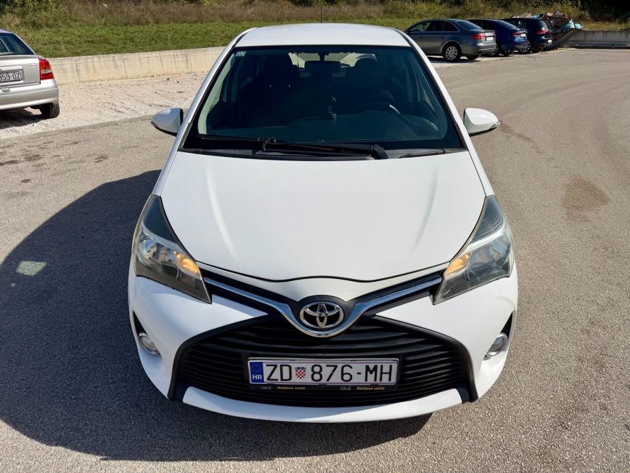 Toyota Yaris 1.4 D-4D LUNA, fotografija 12