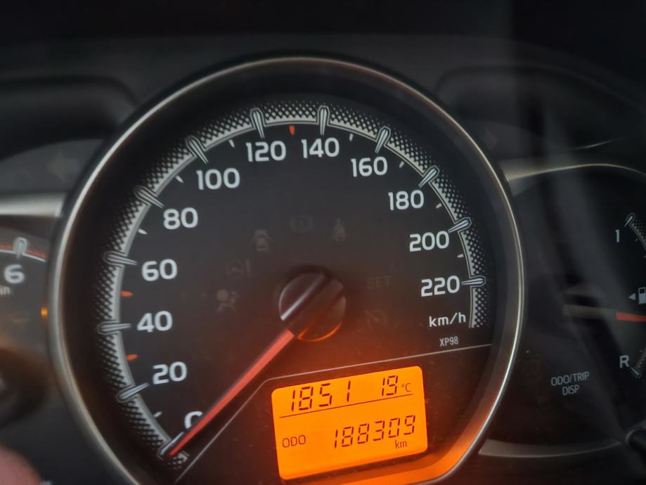 Toyota Yaris 1,4 D-4D, fotografija 5