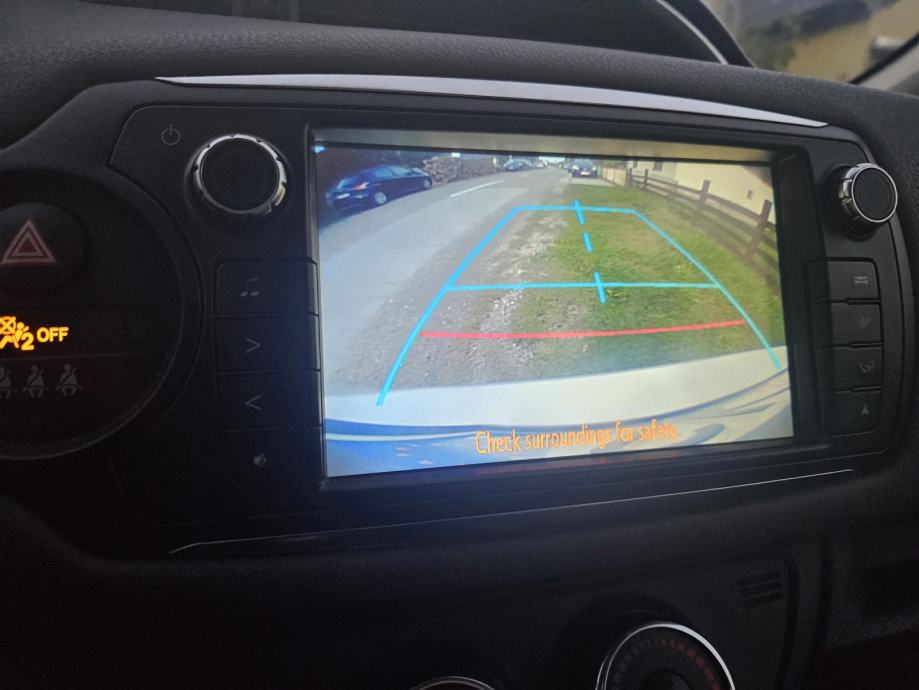 Toyota Yaris 1,4 D-4D, fotografija 6