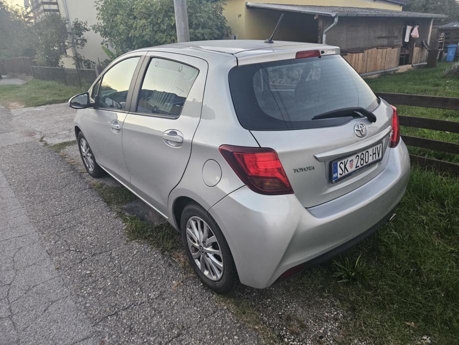 Toyota Yaris 1,4 D-4D, fotografija 2