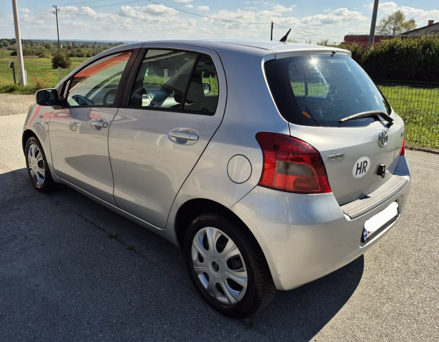 TOYOTA YARIS 1,4D D4D, fotografija 5