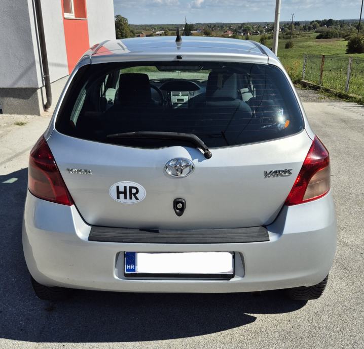 TOYOTA YARIS 1,4D D4D, fotografija 4