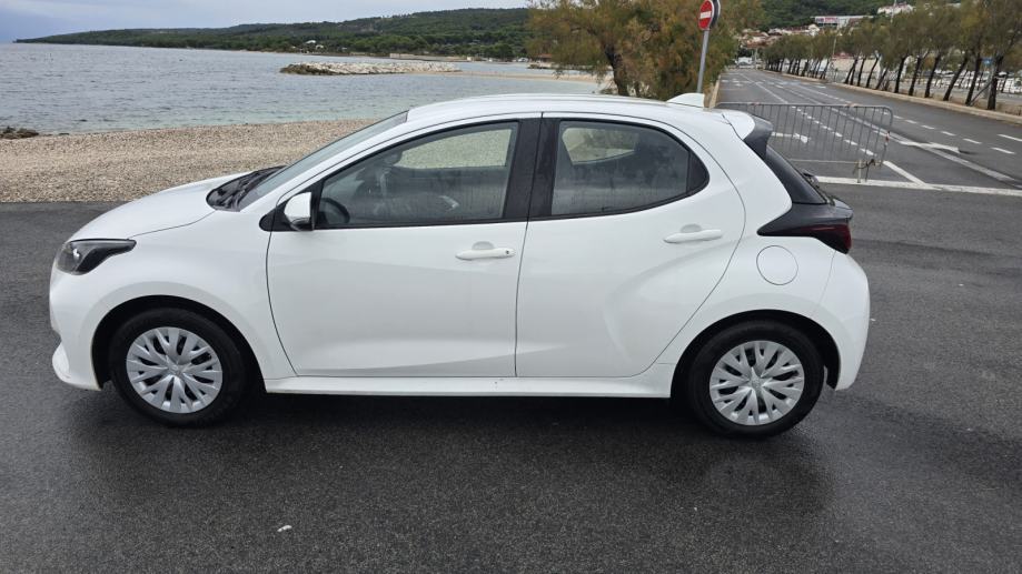 Toyota Yaris 1,5 automatik Akcija u PDV u, fotografija 2