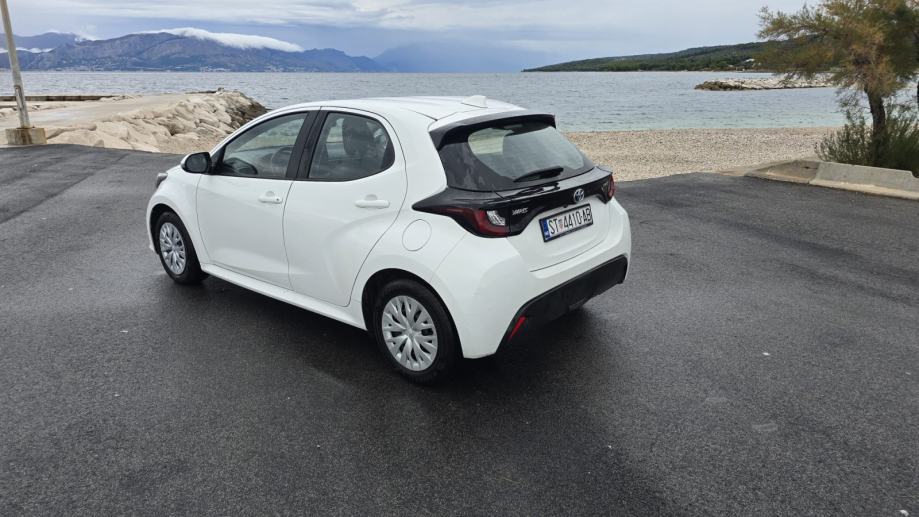 Toyota Yaris 1,5 automatik Akcija u PDV u, fotografija 3