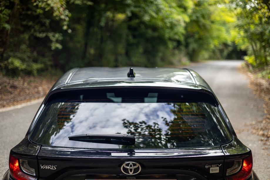 Toyota Yaris 1,5 automatik, fotografija 7