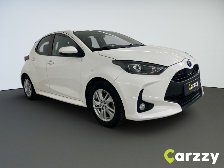 Toyota Yaris 1.5 HSD HB 5D E-CVT SOL, fotografija 3