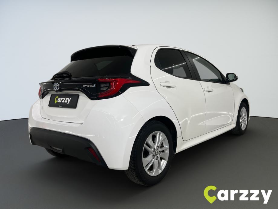 Toyota Yaris 1.5 HSD HB 5D E-CVT SOL, fotografija 5