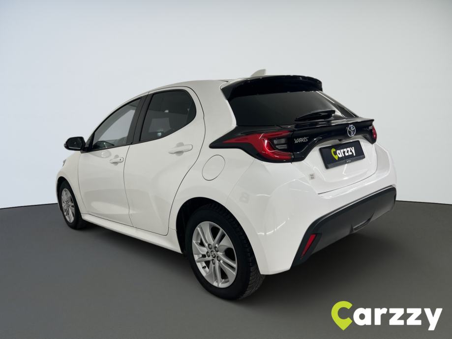 Toyota Yaris 1.5 HSD HB 5D E-CVT SOL, fotografija 7