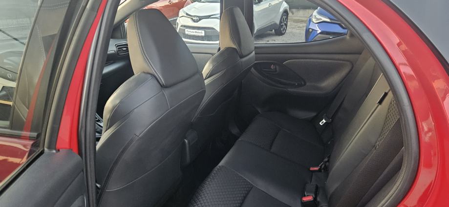 Toyota Yaris 1,5 Hybrid Kamera Full Oprema *** AKCIJA ***, fotografija 13