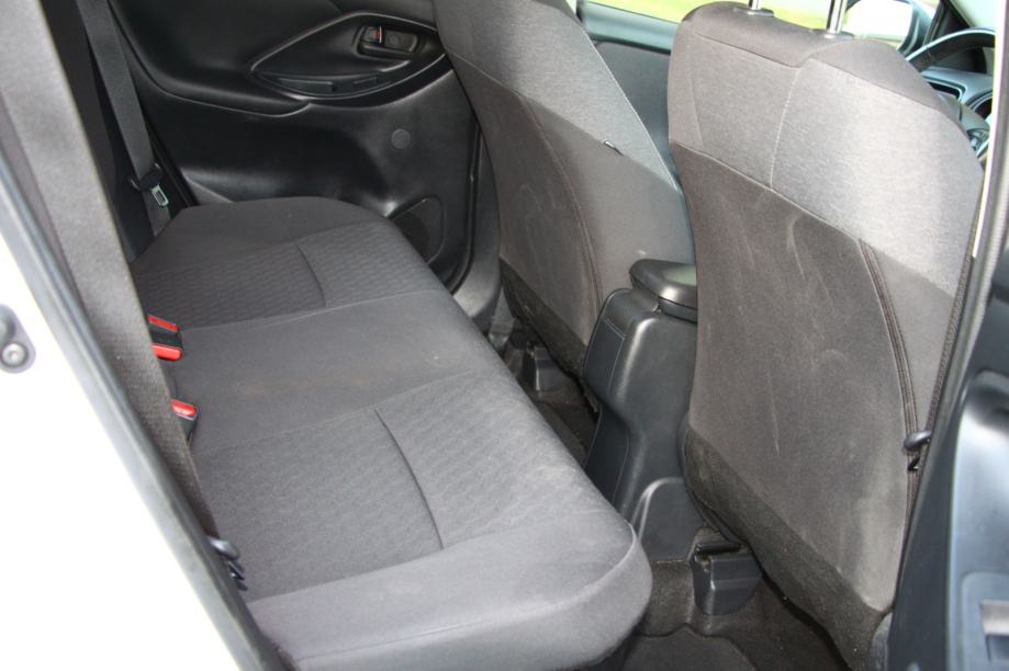 Toyota Yaris 1,5 Hybrid Sport 22.000km traži novu obitelj, fotografija 20