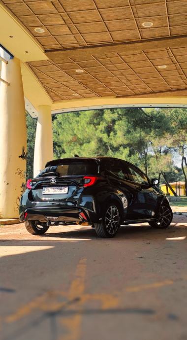 Toyota Yaris 1,5, fotografija 3