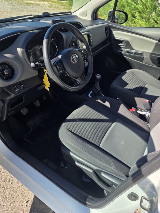 Toyota Yaris 1,5, fotografija 6