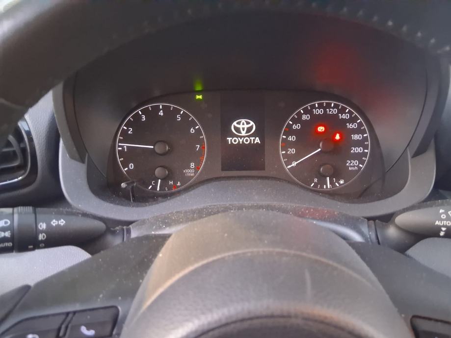 Toyota Yaris, benzin, Sol 1. 5, 125 ks,vvti 92 kw, g.2021/12, 23/12, fotografija 10