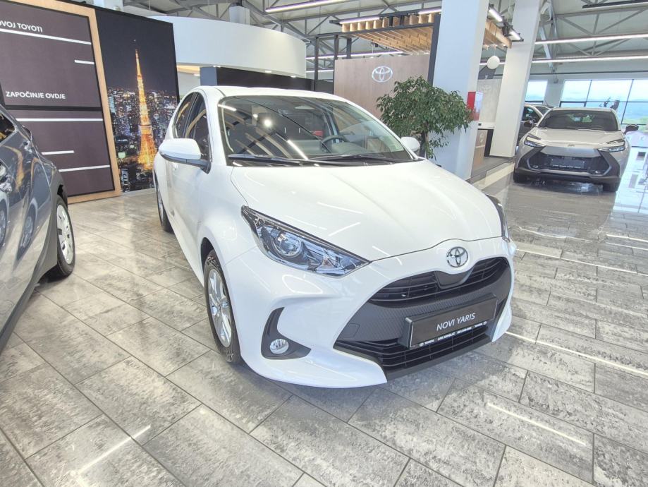 Toyota Yaris 1,5 Stella..niska km, jamstvo, top stanje, fotografija 2