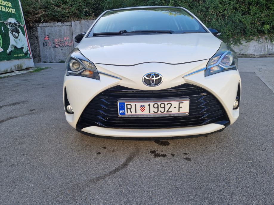 Toyota Yaris 1,5 VVT-i benzin+lpg odličan auto, fotografija 2