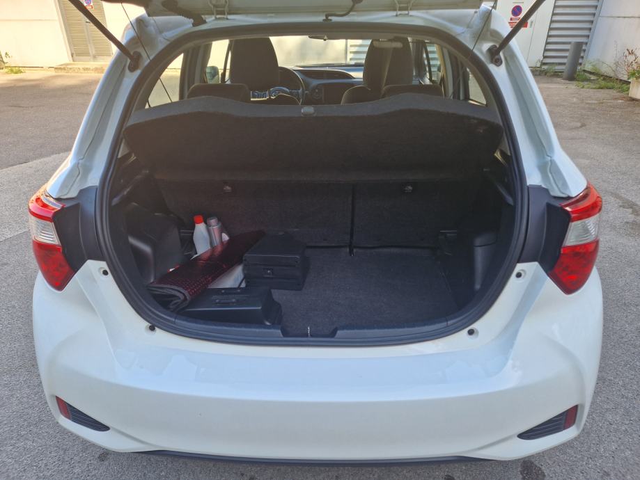 Toyota Yaris 1,5 VVT-i benzin+lpg odličan auto, fotografija 13