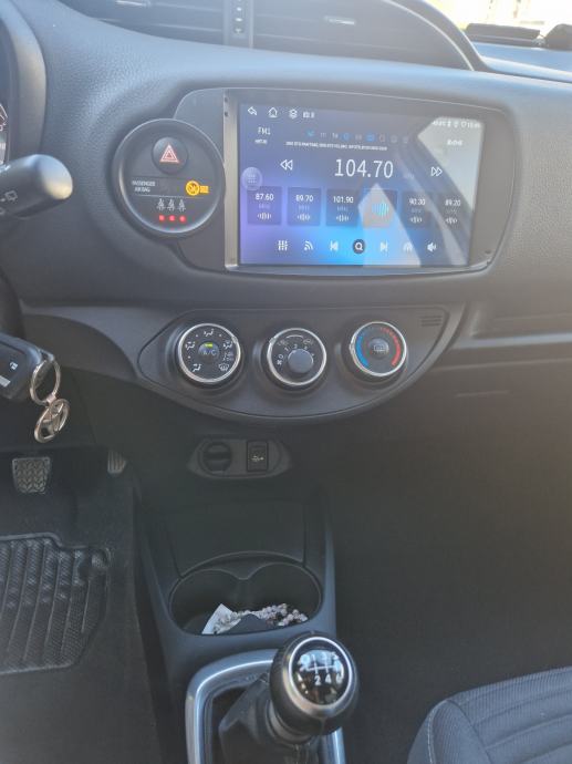 Toyota Yaris 1,5 VVT-i benzin+lpg odličan auto, fotografija 18