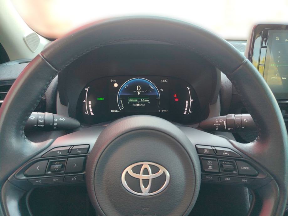 Toyota Yaris Cross 1.5 COOL - 3 godine jamstva, fotografija 15