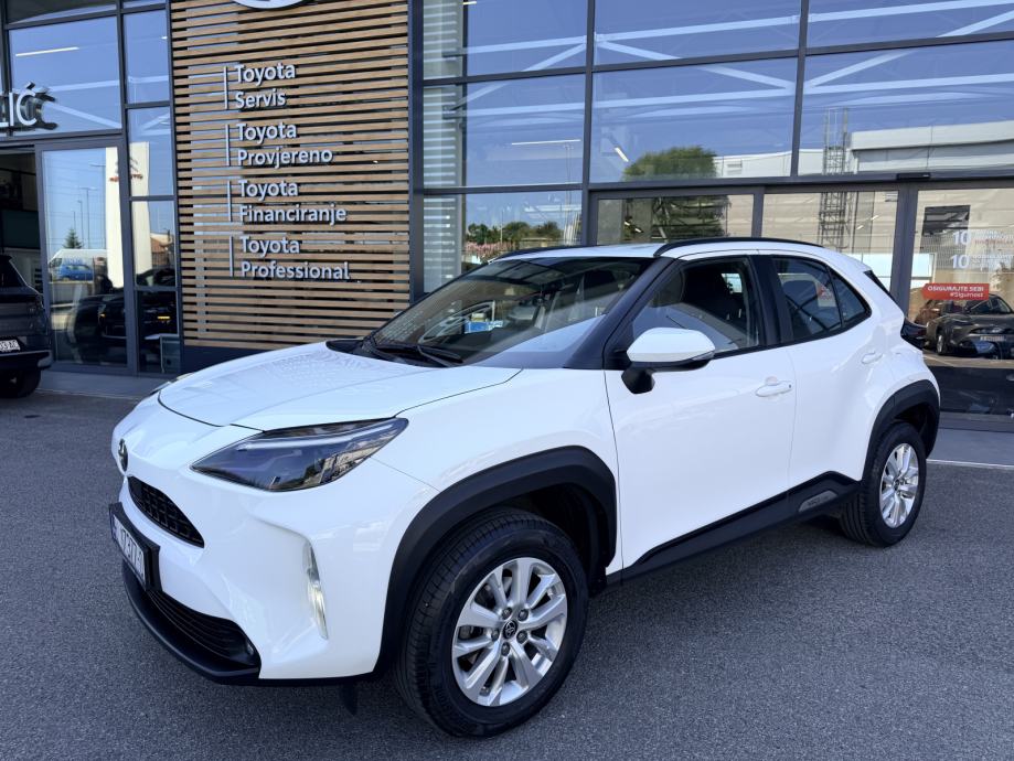 Toyota Yaris Cross 1.5 Sol..prvi vlasnik, jamstvo, redovno servisiran, fotografija 2