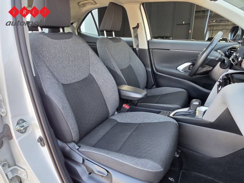 TOYOTA YARIS CROSS Hybrid 1.5 HSD 5D E-CVT, fotografija 7