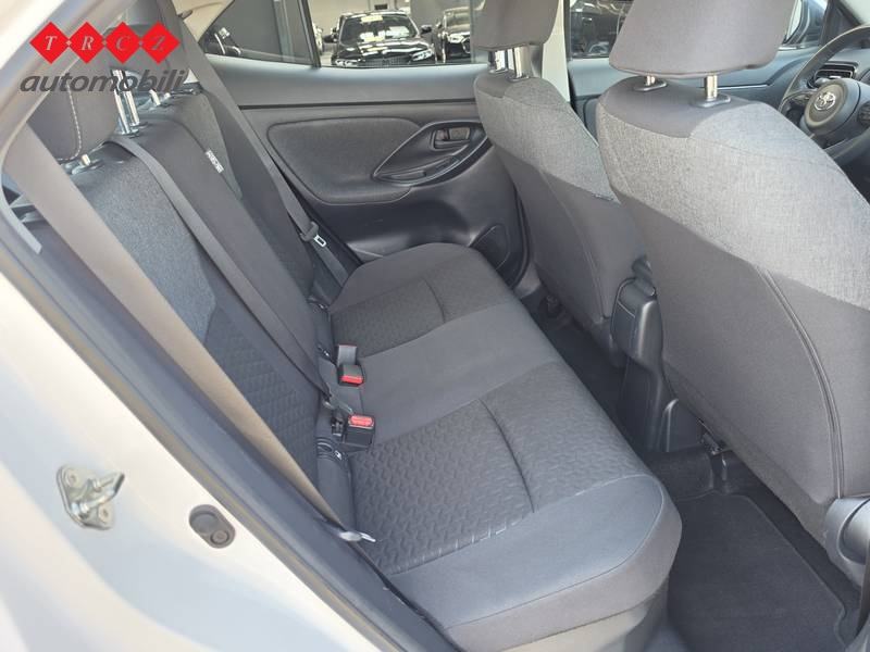 TOYOTA YARIS CROSS Hybrid 1.5 HSD SOL, fotografija 5
