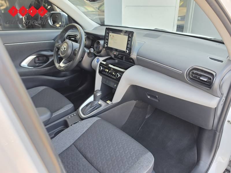 TOYOTA YARIS CROSS Hybrid 1.5 HSD SOL, fotografija 6
