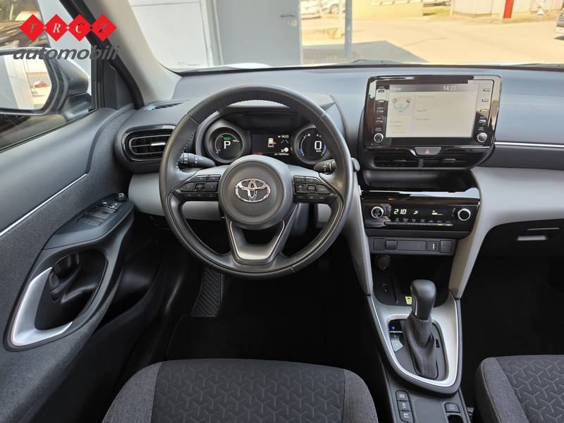 TOYOTA YARIS CROSS Hybrid 1.5 HSD SOL, fotografija 9