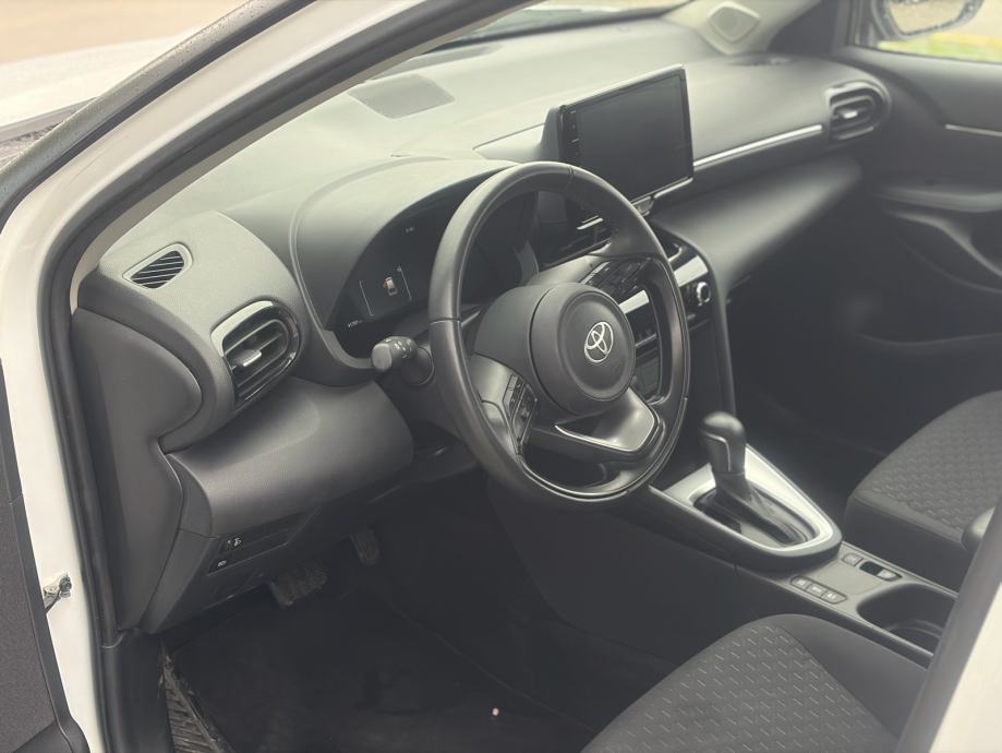 Toyota Yaris Cross, fotografija 6