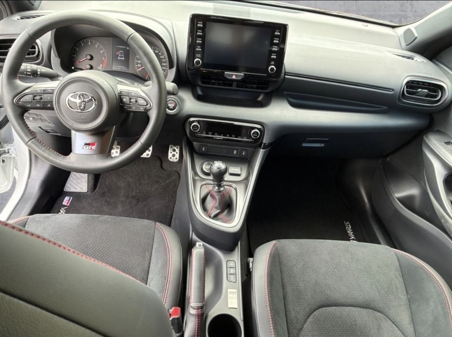 Toyota Yaris GR, fotografija 9