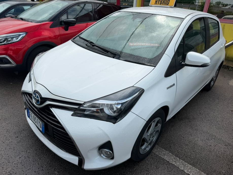 Toyota Yaris Hybrid 1,5 VVT-i automatik 100 KS/NAVI.PARKING KAMERA, fotografija 3
