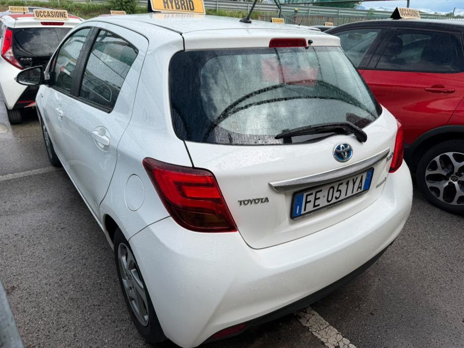 Toyota Yaris Hybrid 1,5 VVT-i automatik 100 KS/NAVI.PARKING KAMERA, fotografija 6