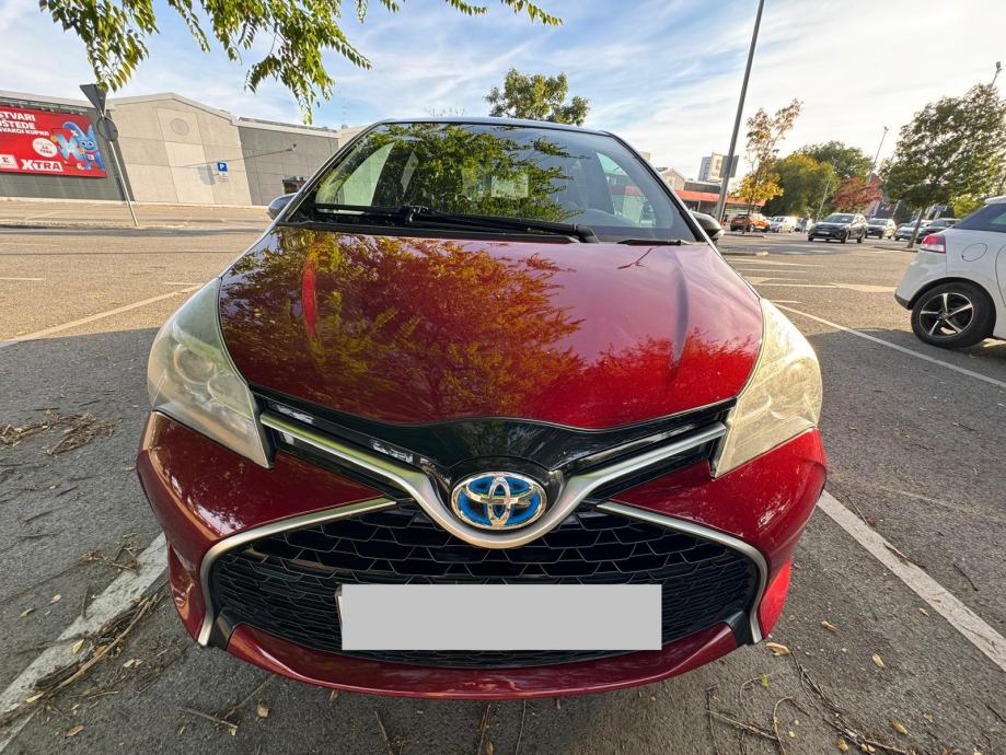 Toyota Yaris Hybrid, 2017, pod Toyota garancijom, prvi vlasnik, HR, fotografija 7