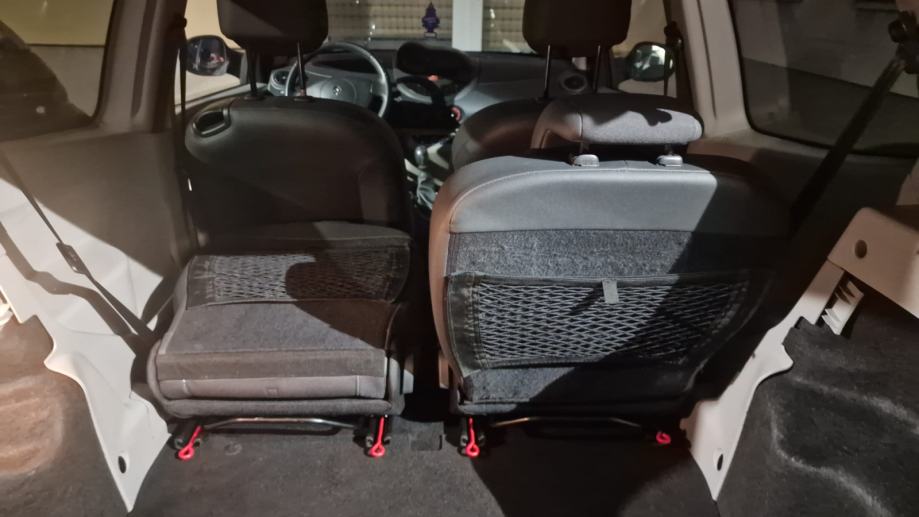 Twingo 1.2 16V Night & Day Germany Edition, AO+POMOC NA CESTI POKLON, fotografija 10