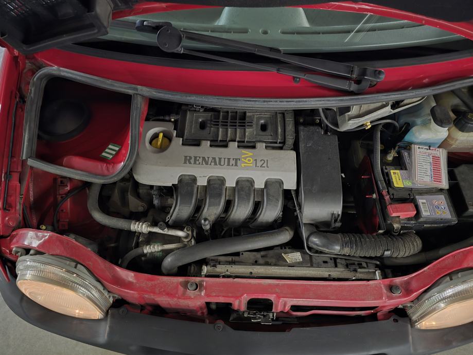 Twingo 1,2 16V Servo,Klima(Radi),Maglenke,El.Paket,Muzika Kredit-Zamj, fotografija 16