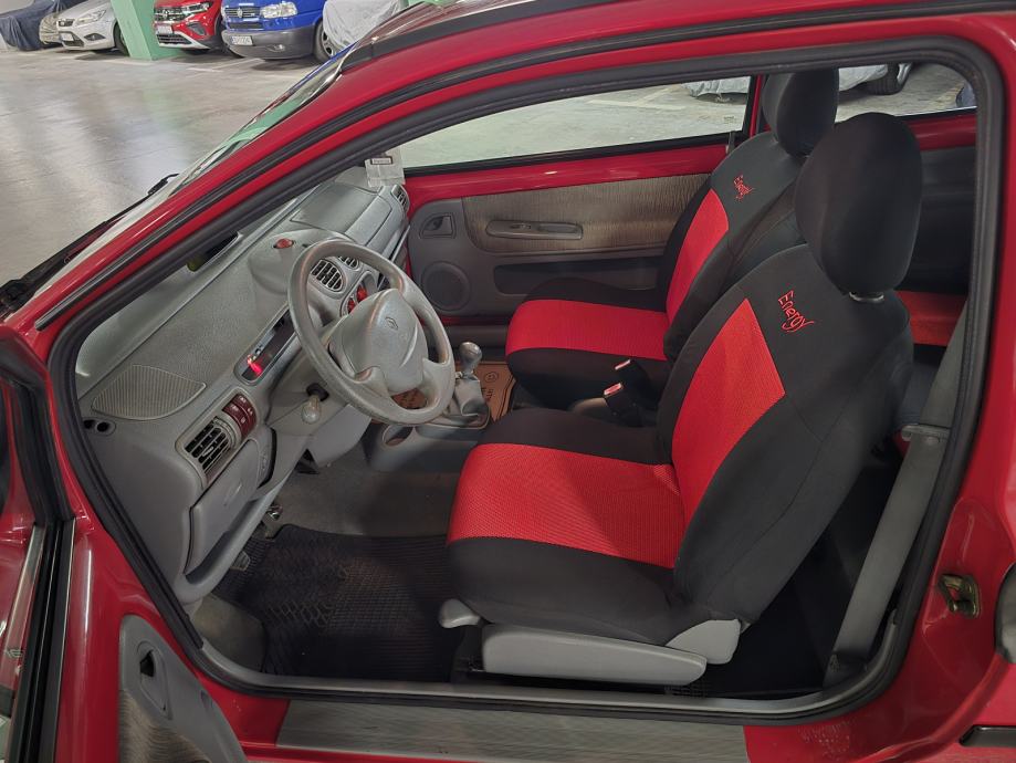 Twingo 1,2 16V Servo,Klima(Radi),Maglenke,El.Paket,Muzika Kredit-Zamj, fotografija 9