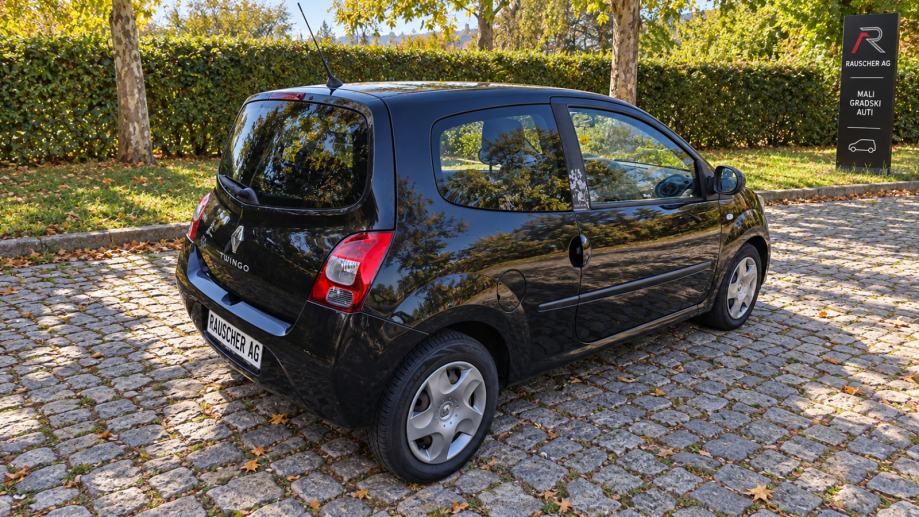 TWINGO 1.2 16V "600 EURA BLACK WEEK POPUST" LIMITED - Night & Day, fotografija 3