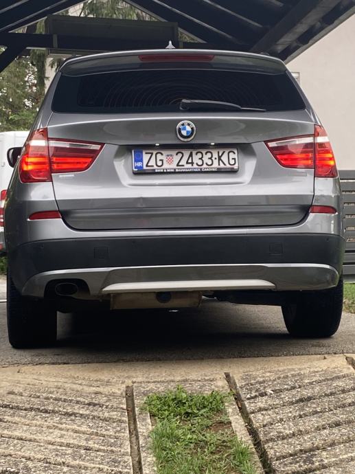 Vlasnik prodaje BMW X3 xDrive20d automatik, fotografija 10