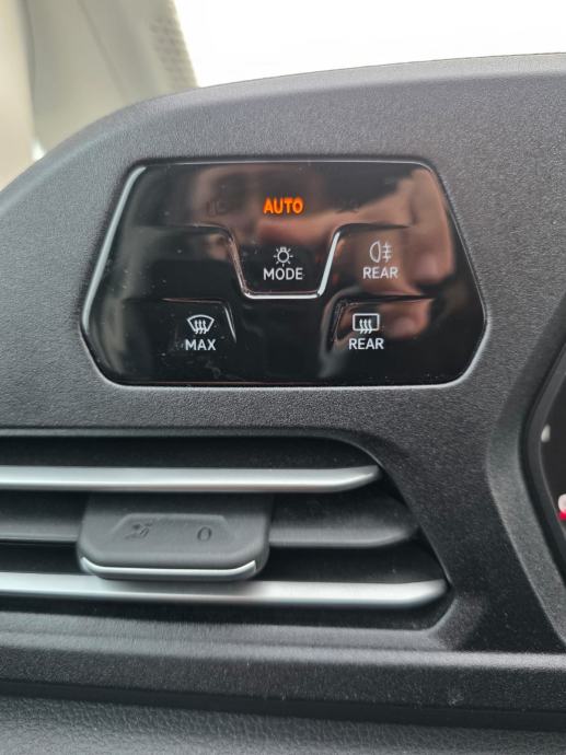 Volkswagen Caddy 2.0 TDI DSG Automatic – 2022. Godina, fotografija 12
