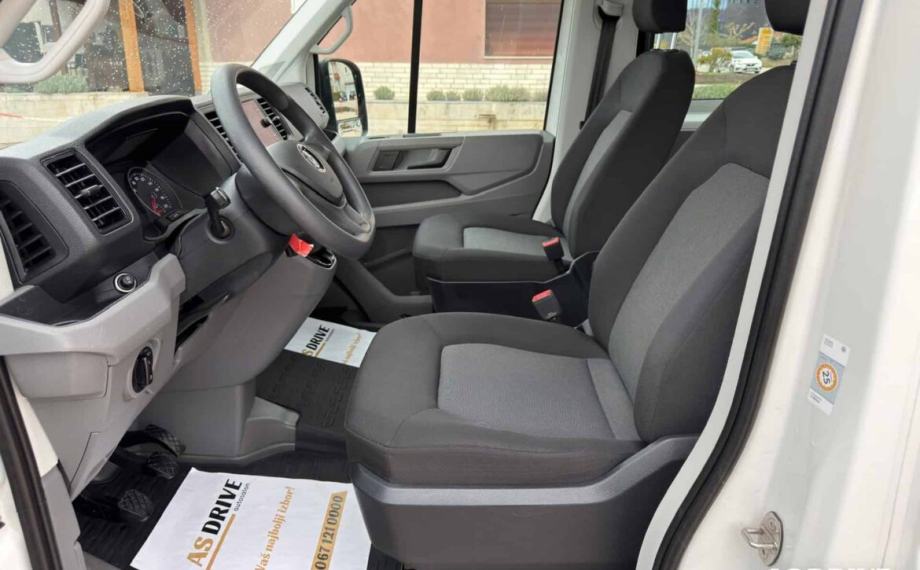 Volkswagen Crafter 2.0 35 TDI Putnički 8 + 1 Sjedišta, fotografija 13