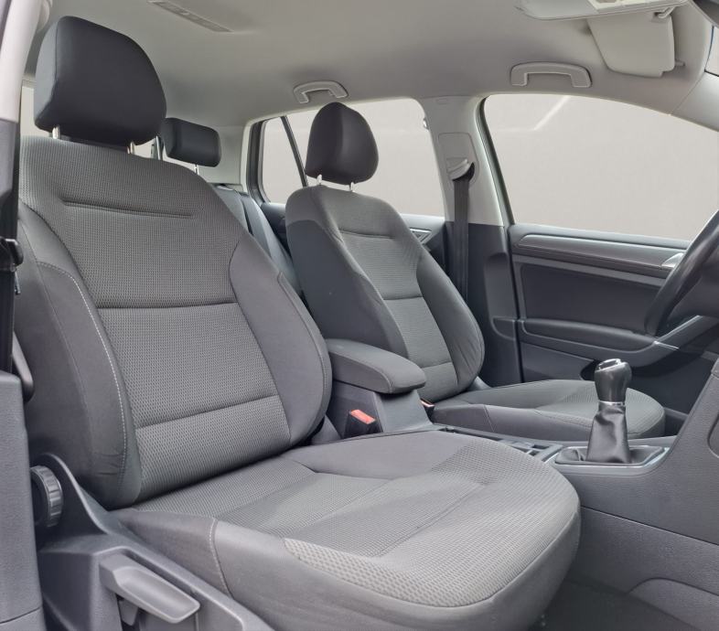 Volkswagen GOLF 1.6 TDI Comfortline, fotografija 14
