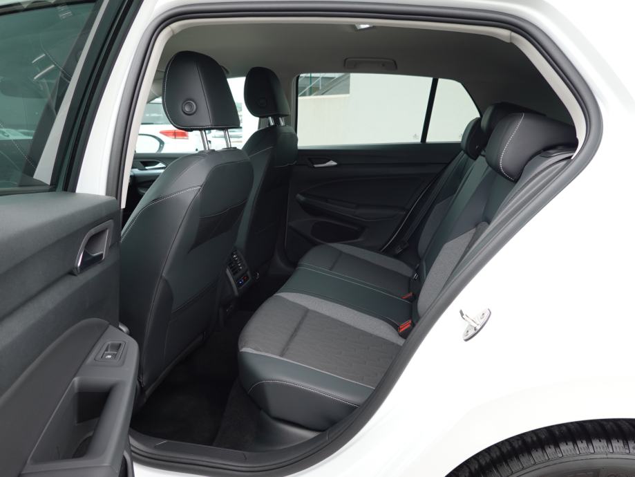 Volkswagen Golf 2.0 TDI BMT DSG+F1+LED+ACC+KAMERA+ORIG.VUČNA KUKA, fotografija 10