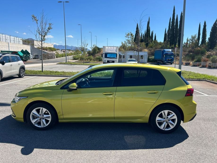 Volkswagen Golf 2,0 TDI Life *ODLIČAN*, fotografija 4